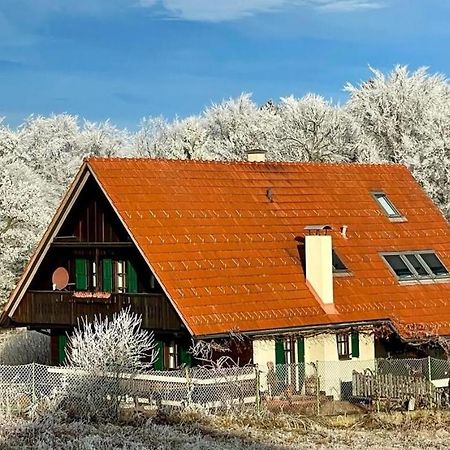 Ferienhaus Neubauer Spielfeld Exterior foto